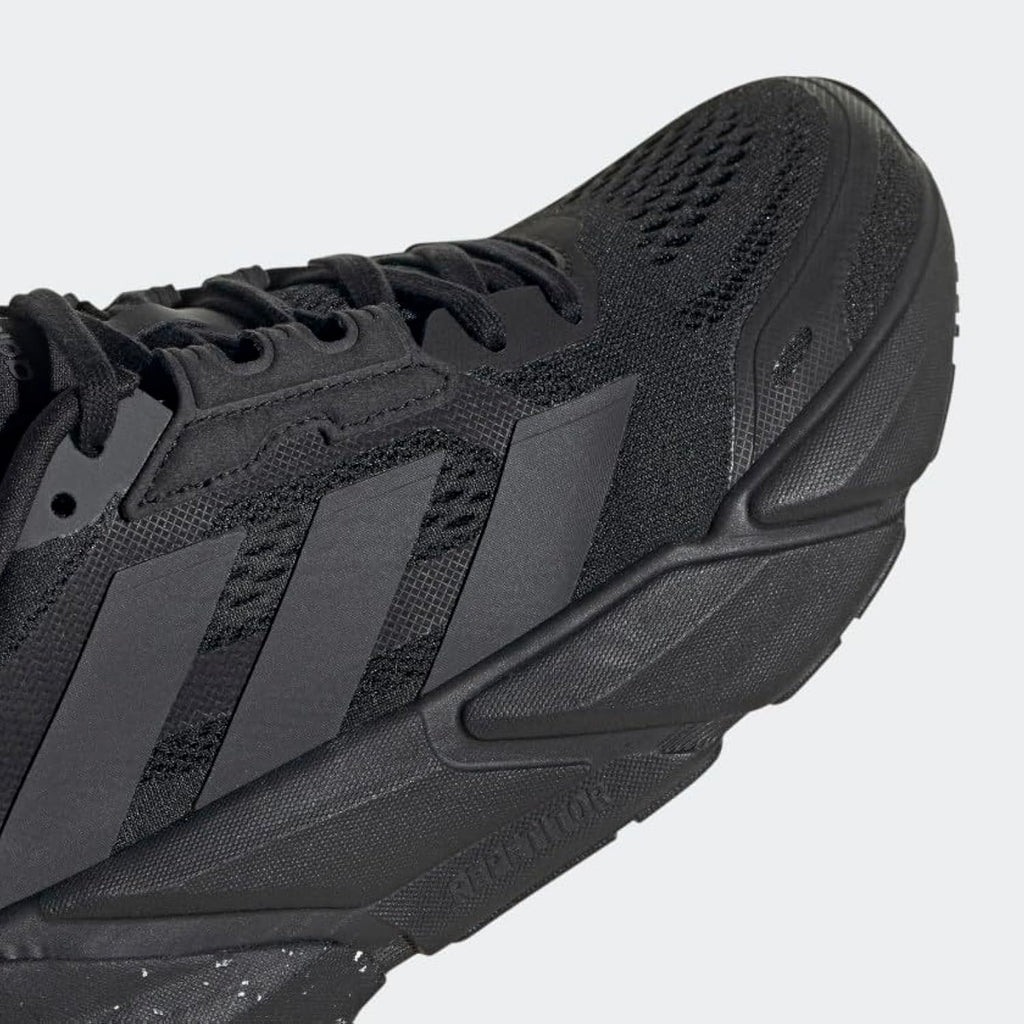 Ad Adistar Black