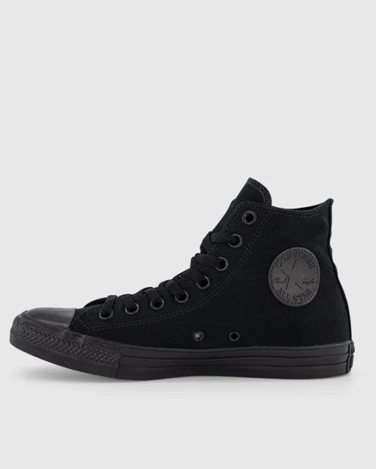 Converse Black