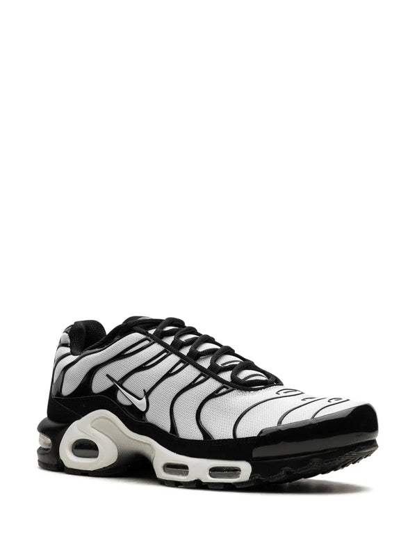 TN 1 White & Black
