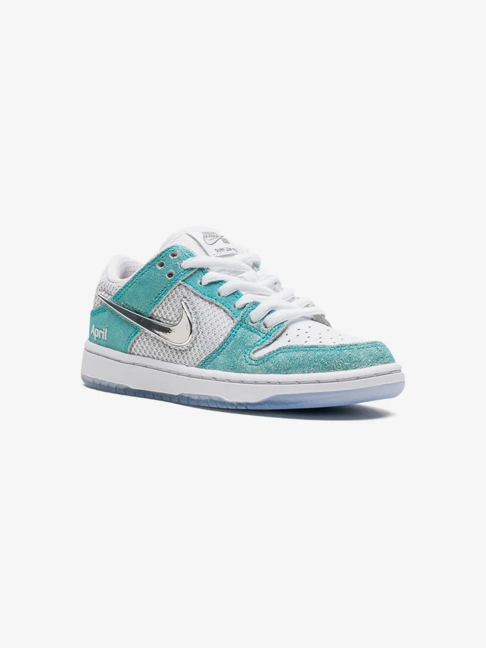 SB Dunk Low APRIL