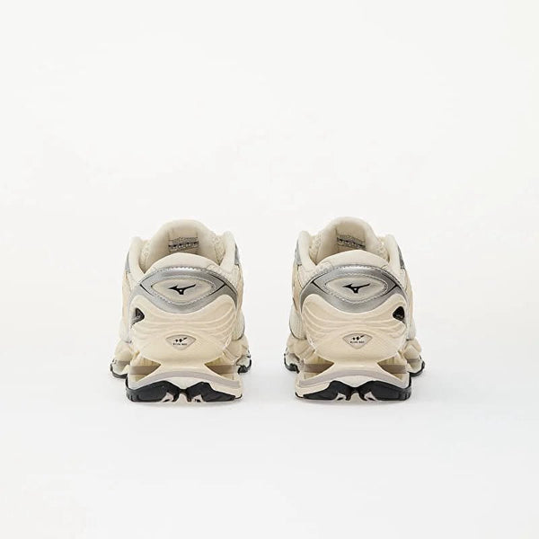Mizuno Wave Prephecy Gold