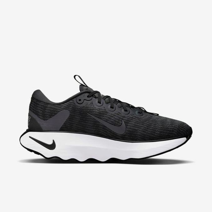 Nike Motiva Black