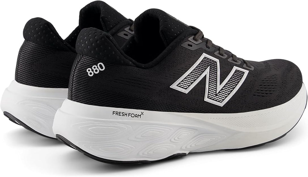 Fresh Foam BLACK & WHITE