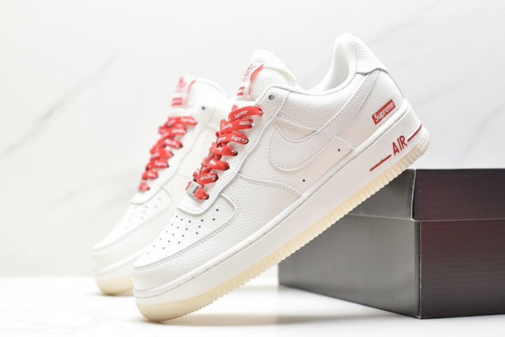 AIR FORCE 1 SUPREME WHITE
