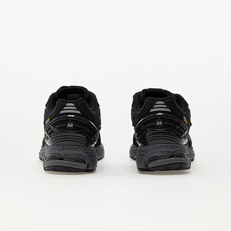 New Balance 1906 Black