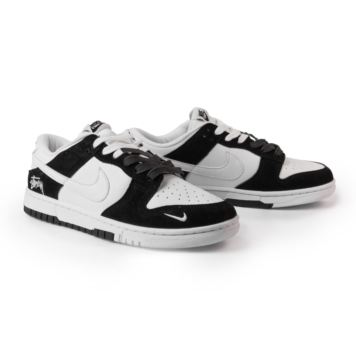 SB Dunk Low Stussy PANDA