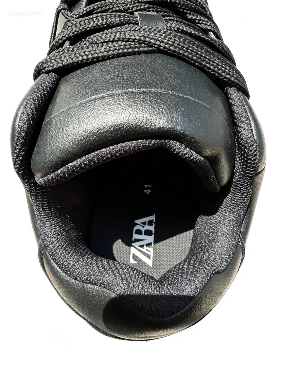 Zara Zigzag