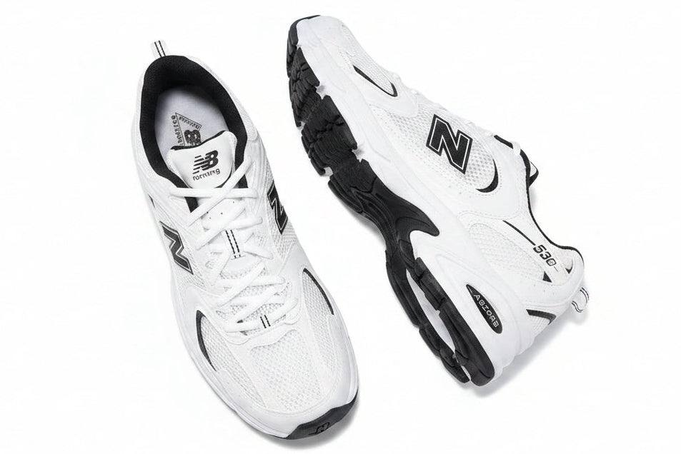 New Balance 530 WHITE & BLACK