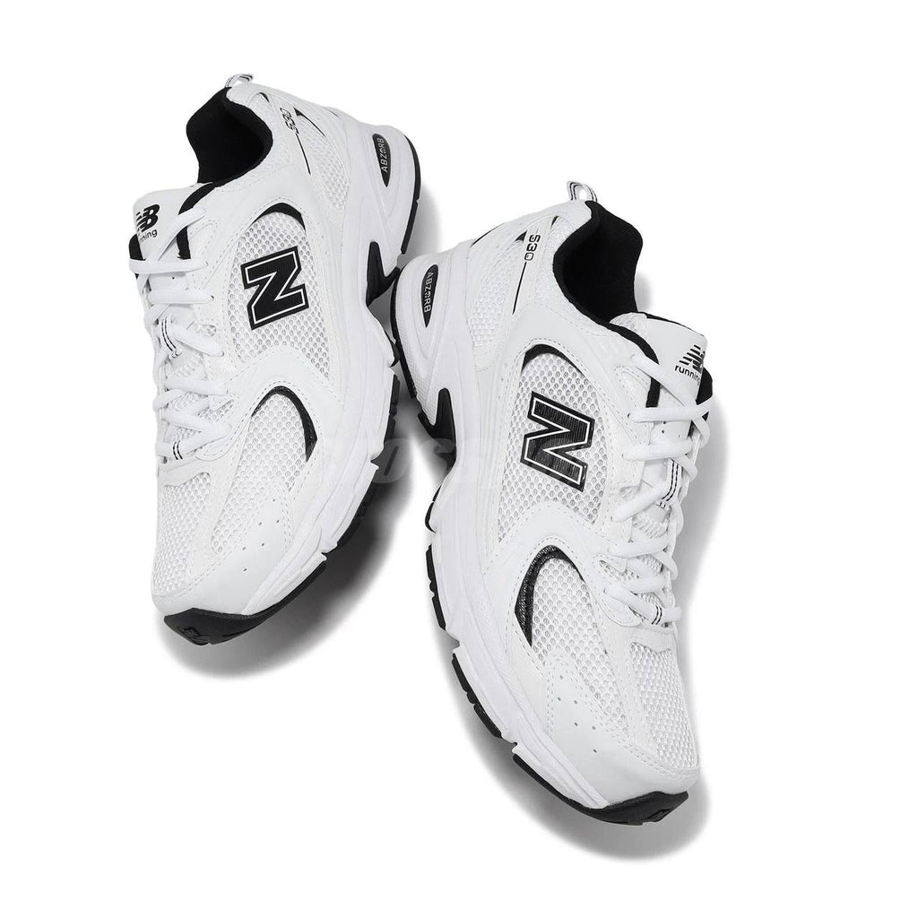New Balance 530 WHITE & BLACK