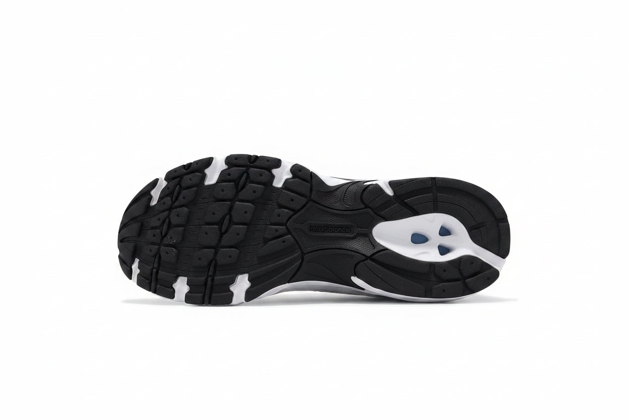 New Balance 530 Black & White