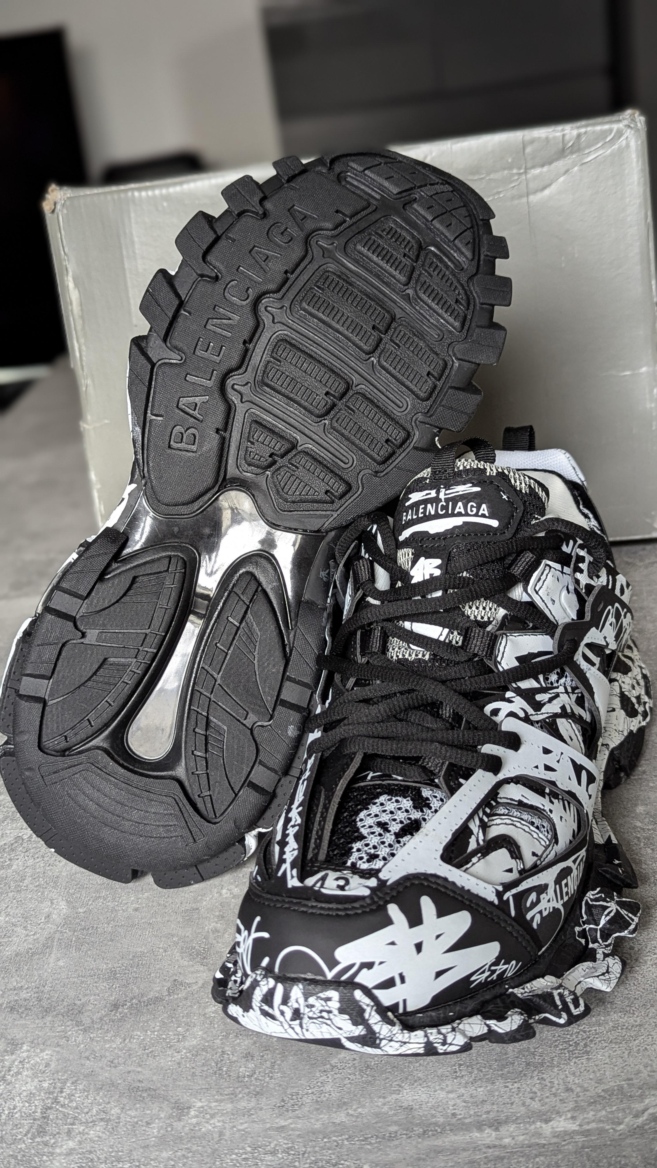 Balenciaga Track Graffiti