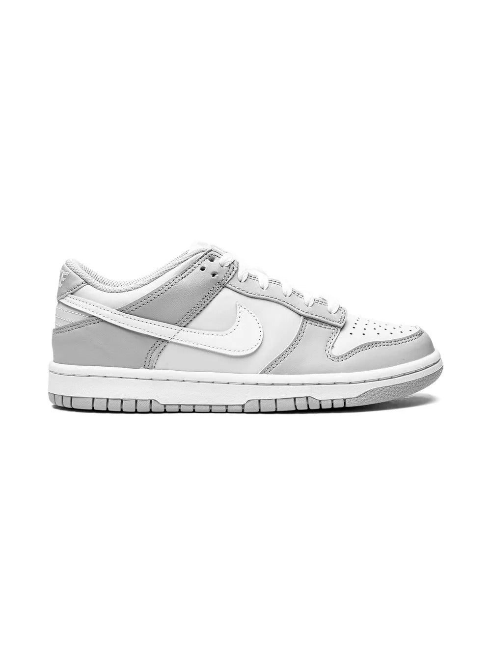 NIKEE SB GRAY CAVO