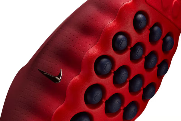 NIKEE MIND RED