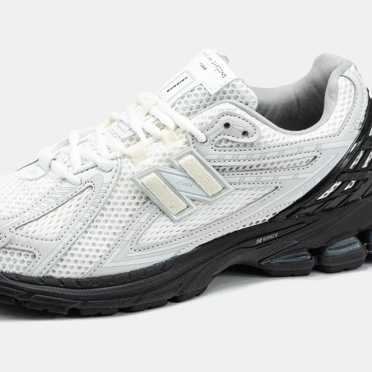 Balance 1New 906 White