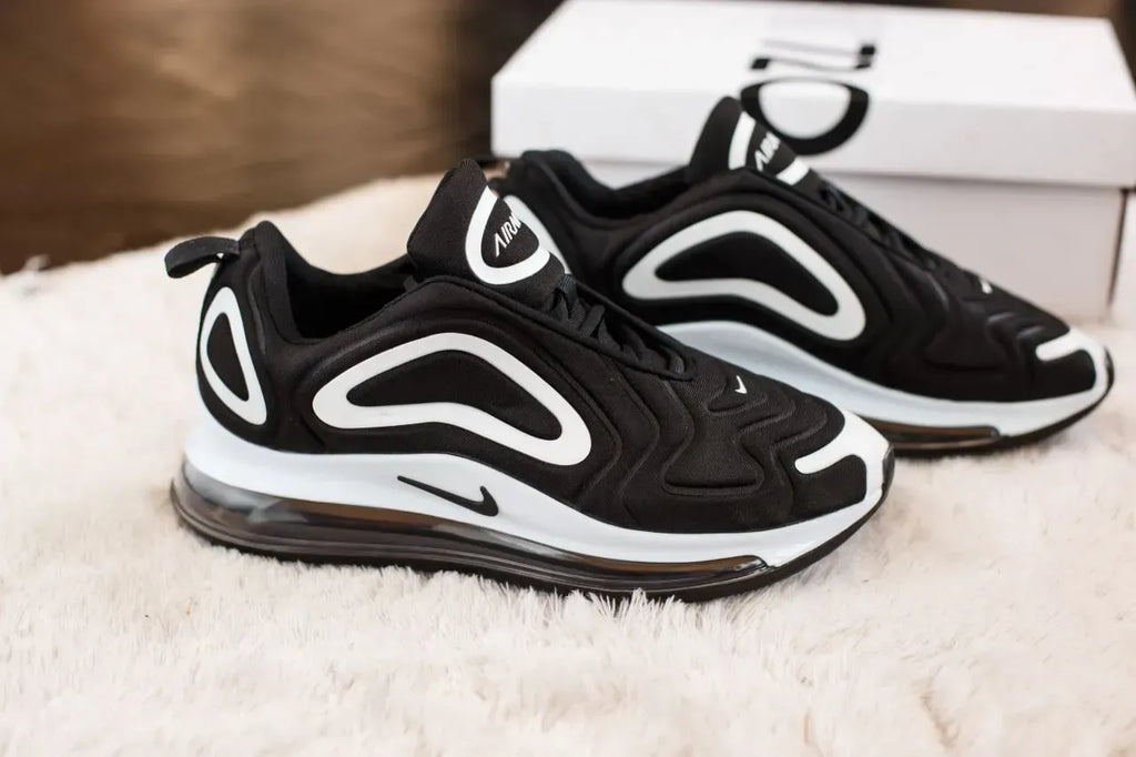 Air Max 720 WHITE & BLACK