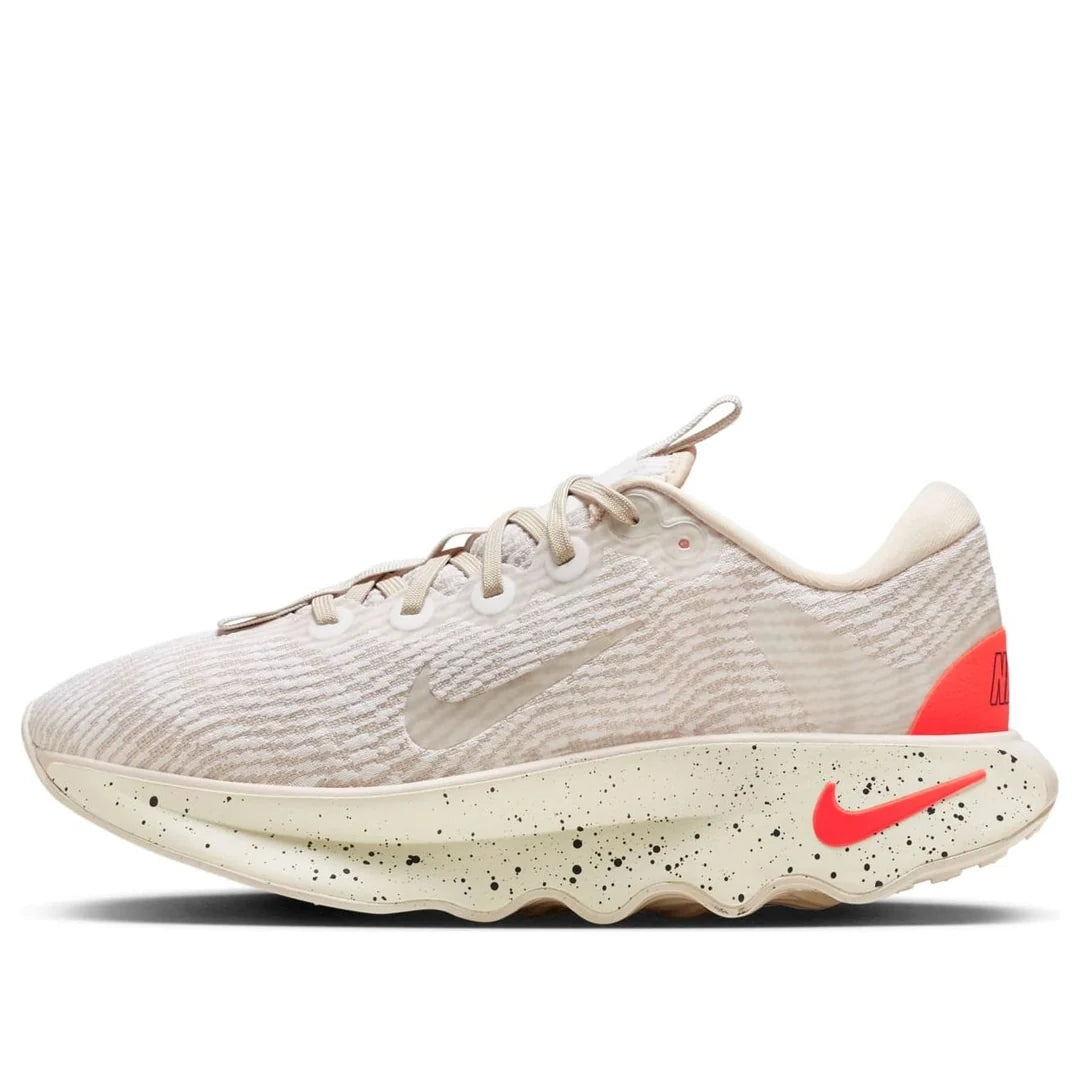 Nike Motiva Beige