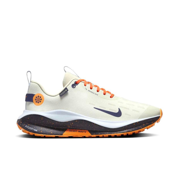 Nike GORE-TEX Beige & Orange