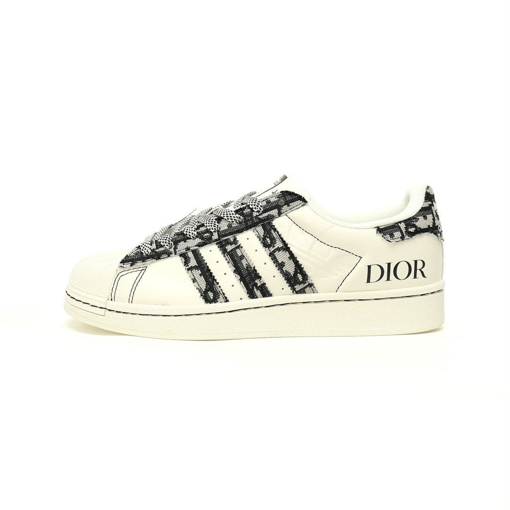 Superstar White