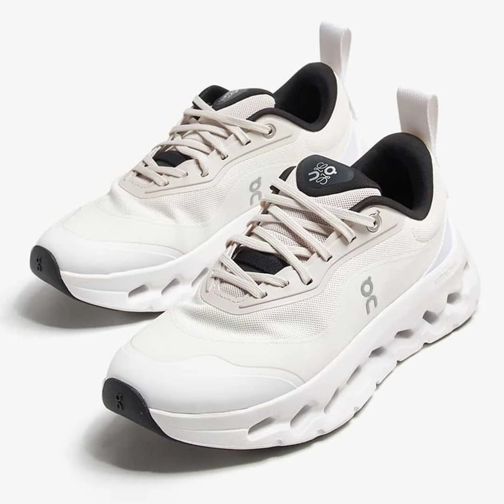 On Running X Loewe Cloudtilt 2.0 – Sand White