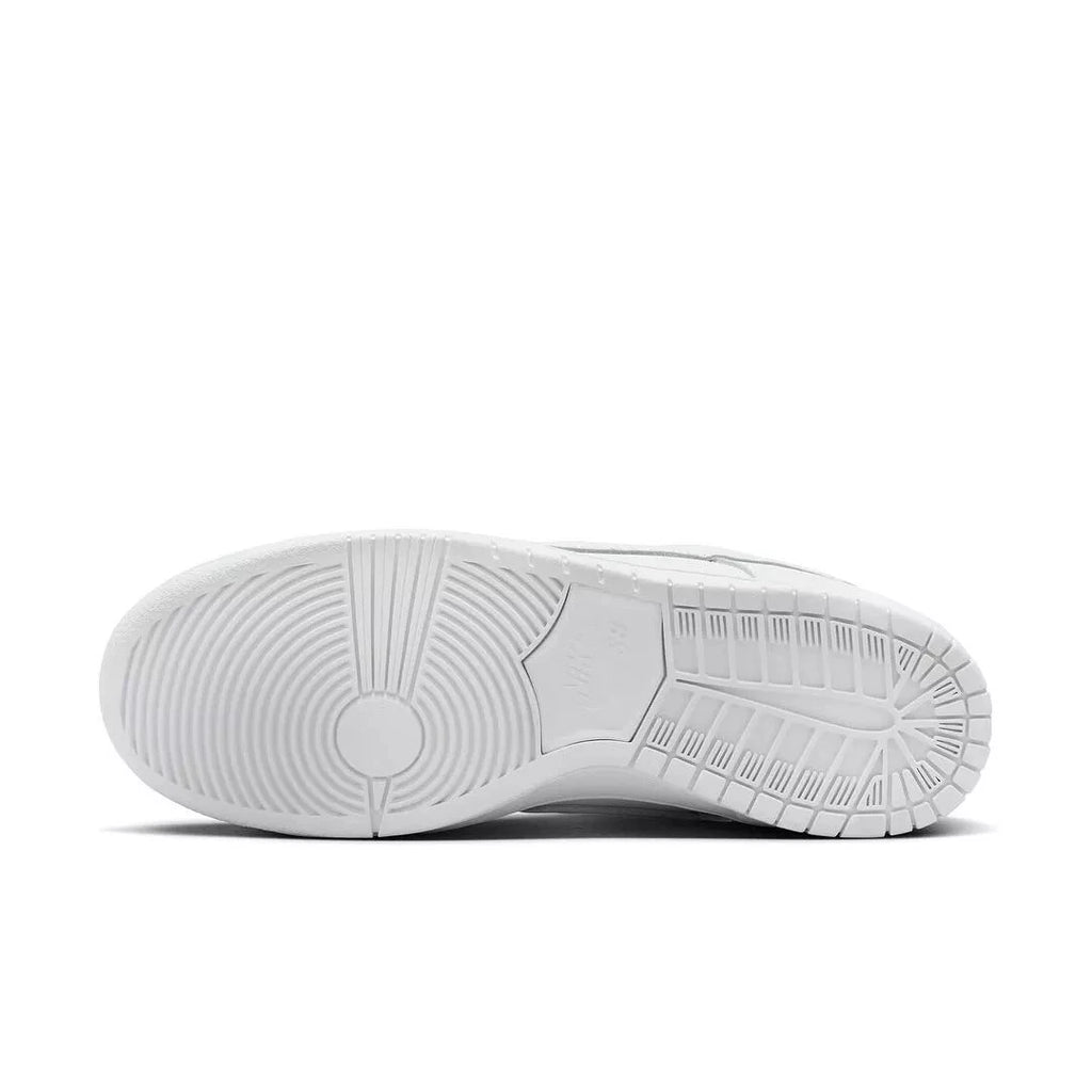 Nike SB Dunk Low Pro  "Triple White"