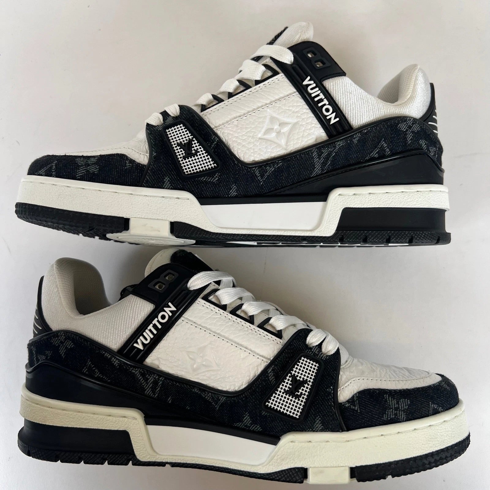 LV Trainer Black & white