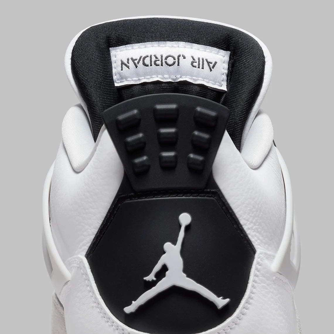 Air Jordon 4 Militry Black