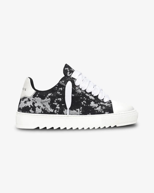 Premium black sneaker engineered for everyday versatility. Clean lines and minimalist design meet durable construction, perfect for building your rotation with a timeless essential. Lightweight, co...