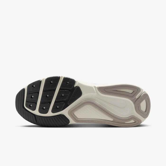 Nike Structure 26 Beige