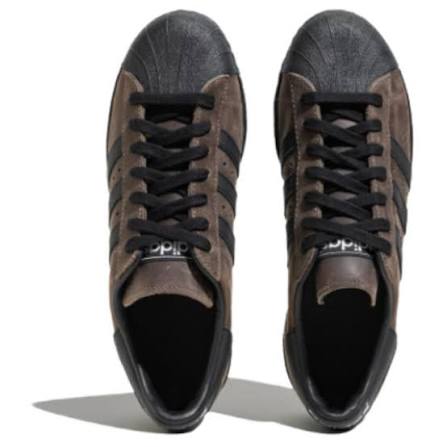 Superstar Brown