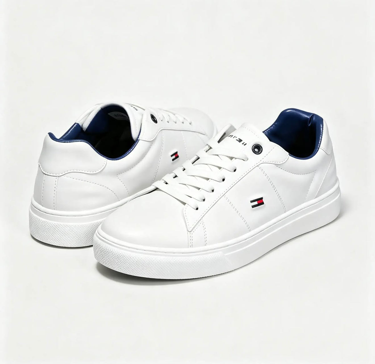 Tommy Cavo WHITE DARK BLUE