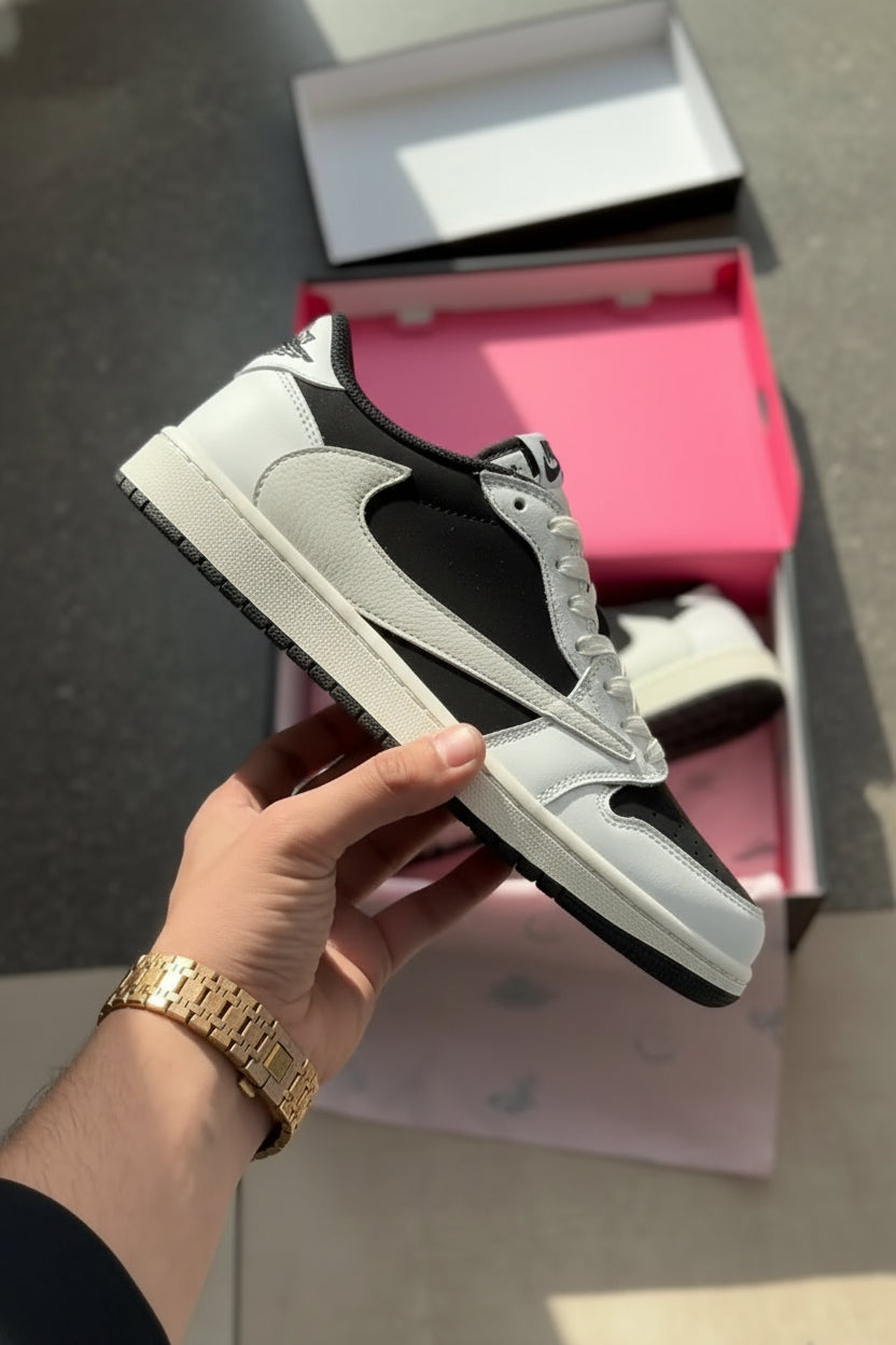 Travis Scoot WHITE & BLACK