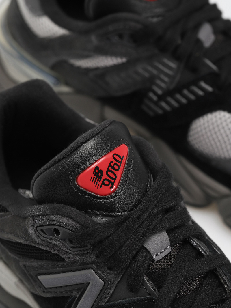 New Balance 9060 DARK GRAY