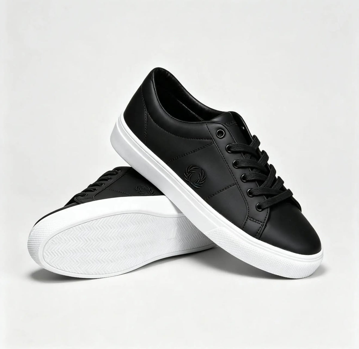 Fred Perry Cavo BLACK & WHITE