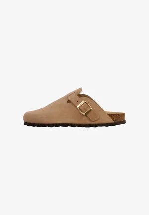 These shoes appear to be GREEN-colored suede clogs, featuring a practical design with an adjustable side buckle.