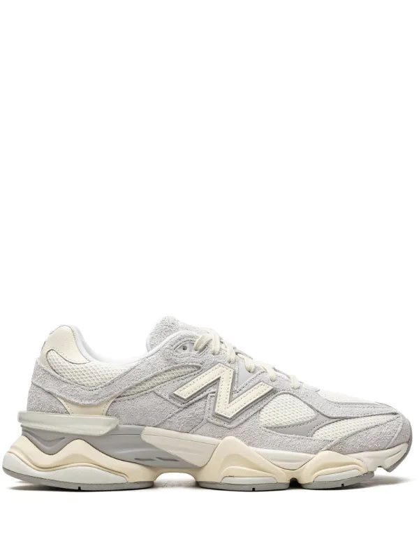 NEW BALANCE 9060 - Gold