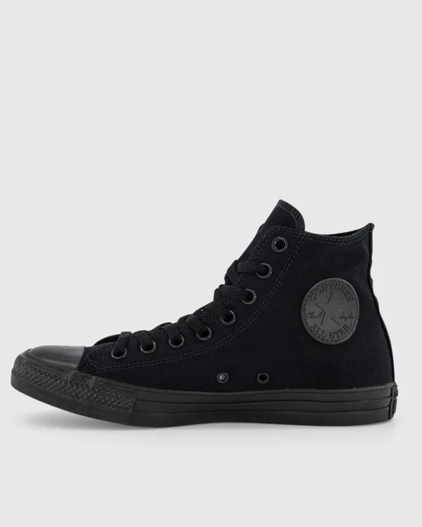 Converse Black